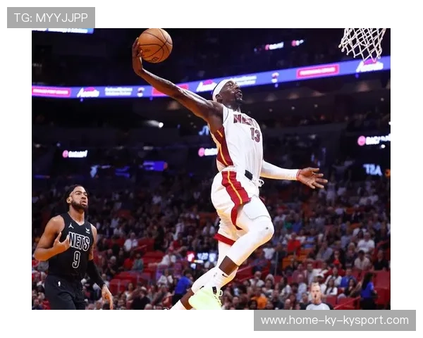 巴特勒收下关键篮板后补进两分，热火掌控比赛